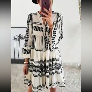 Chic Black and White Geometric Dress